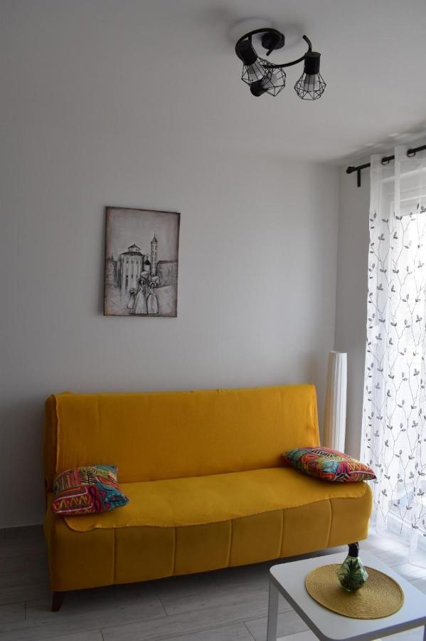 Apartman Ana Iadera With Balcony And Parking Zadar Eksteriør bilde